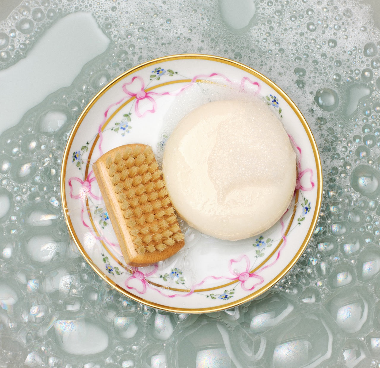 Porcelain Biedermeier Bow Saucer & Soap Gift Set